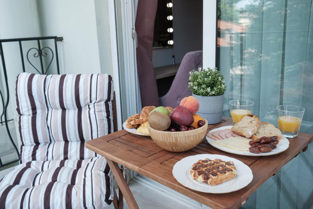 Remvi Apartment Komotiní Luaran gambar