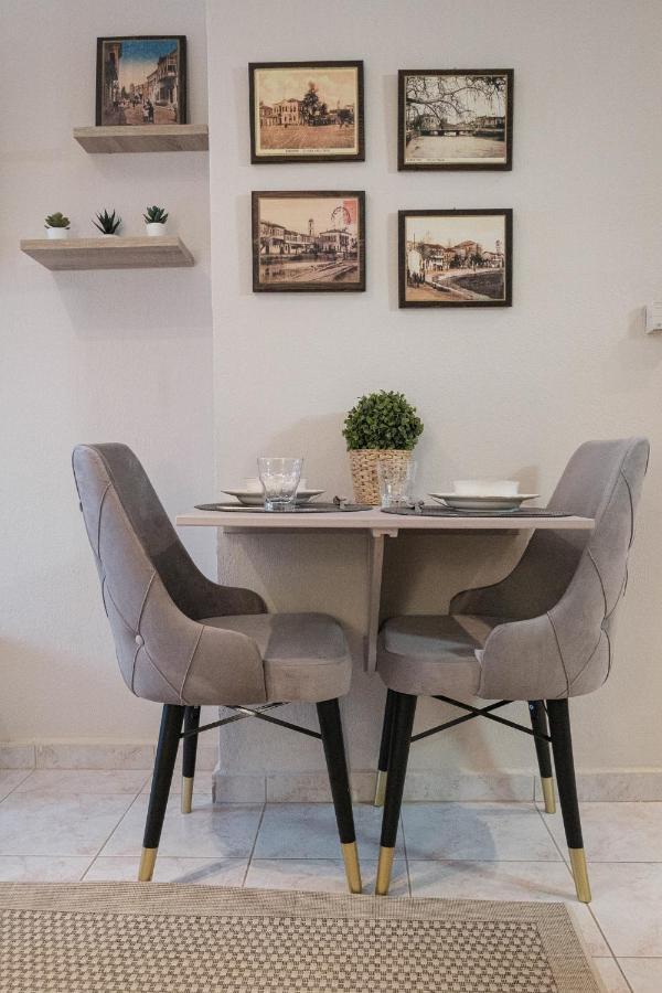 Remvi Apartment Komotiní Luaran gambar